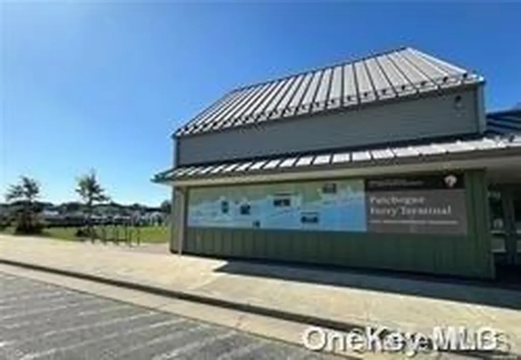 39 Pearl Street Patchogue NY 11772