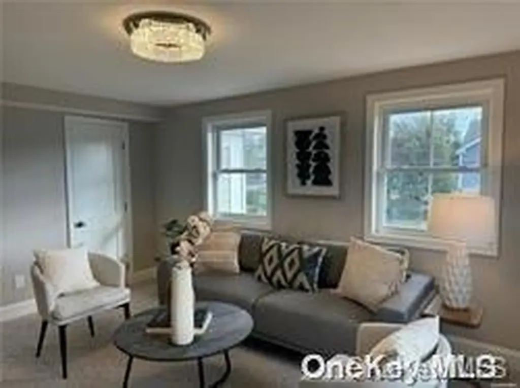 39 Pearl Street Patchogue NY 11772