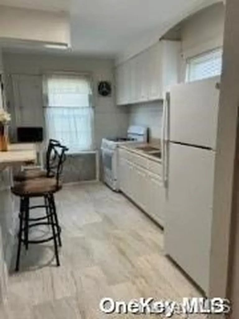 Rosedale NY 11422