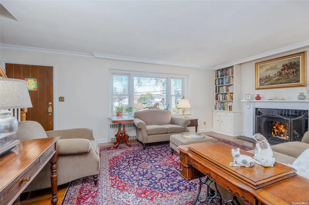 3 Severin Place Huntington NY 11743