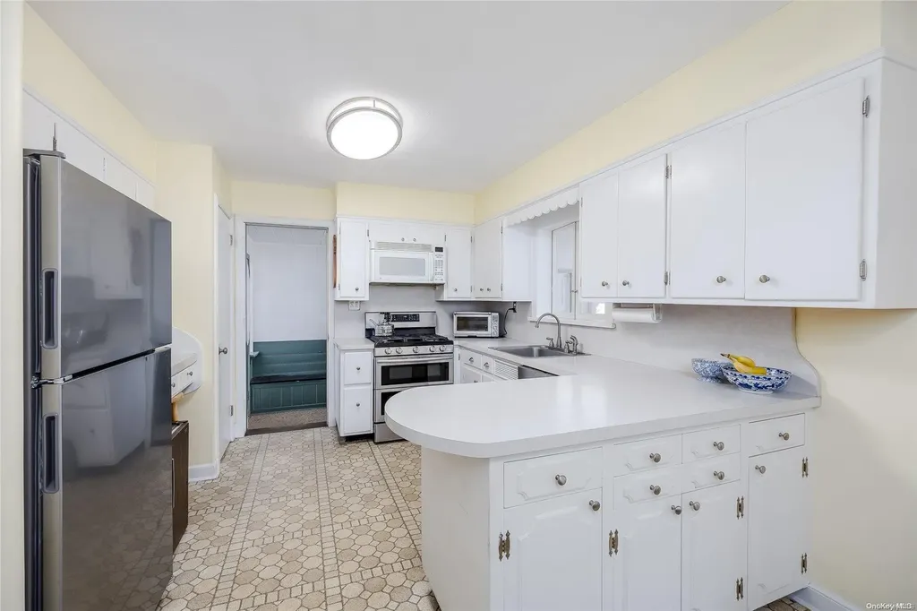 3 Severin Place Huntington NY 11743