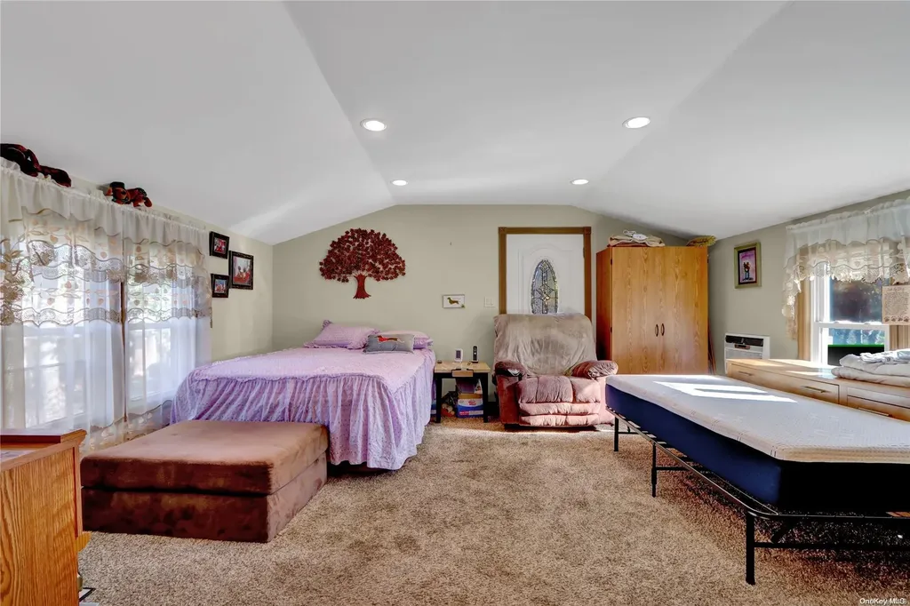 27 Eastern Avenue Brentwood NY 11717