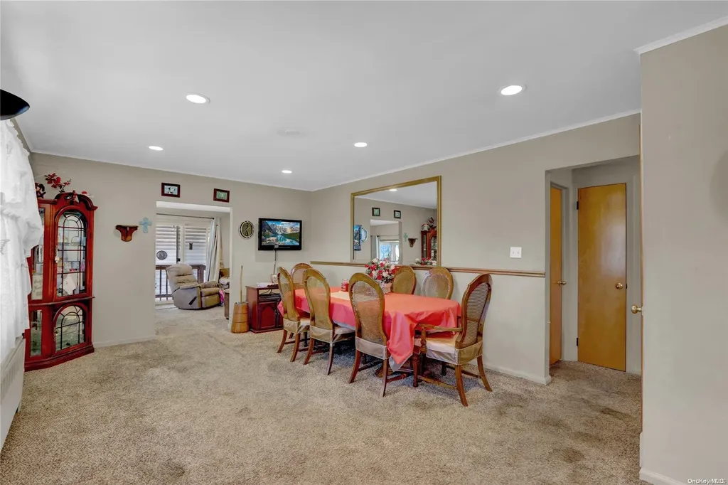 27 Eastern Avenue Brentwood NY 11717