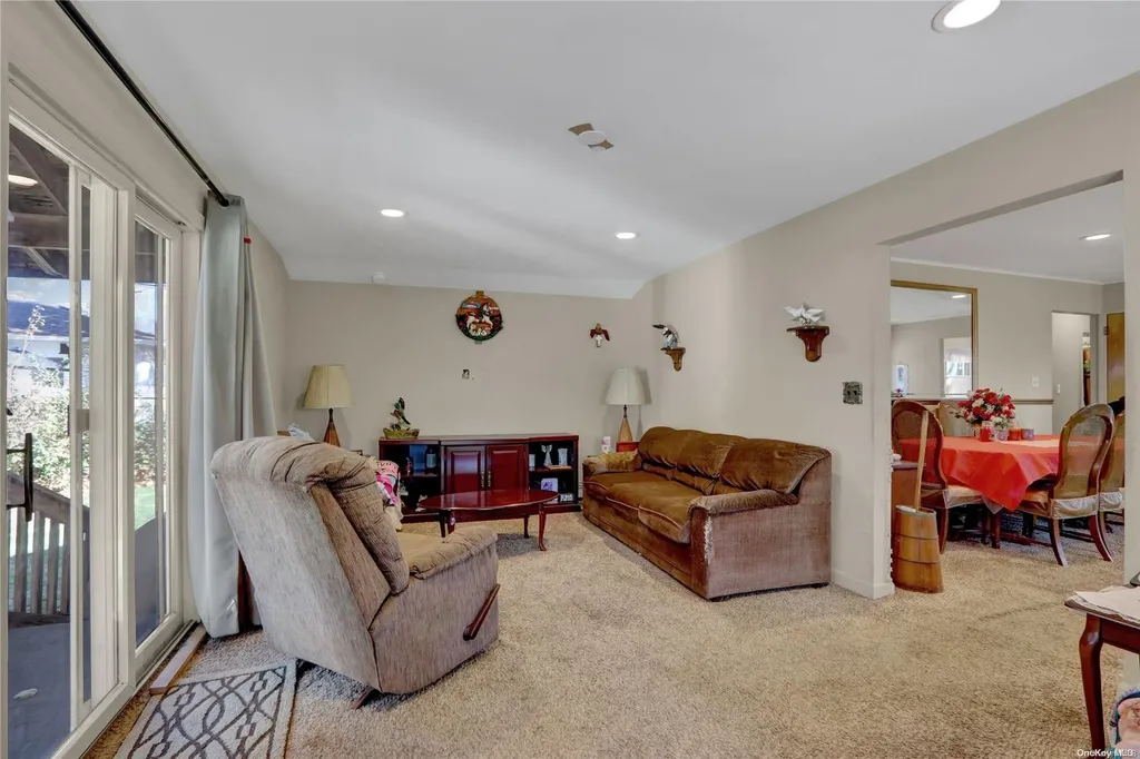 27 Eastern Avenue Brentwood NY 11717