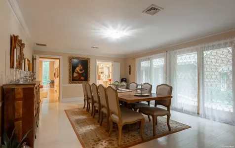 10 Fox Lane Lattingtown NY 11560