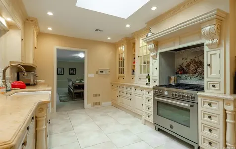 10 Fox Lane Lattingtown NY 11560