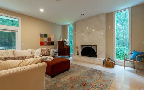 10 Fox Lane Lattingtown NY 11560