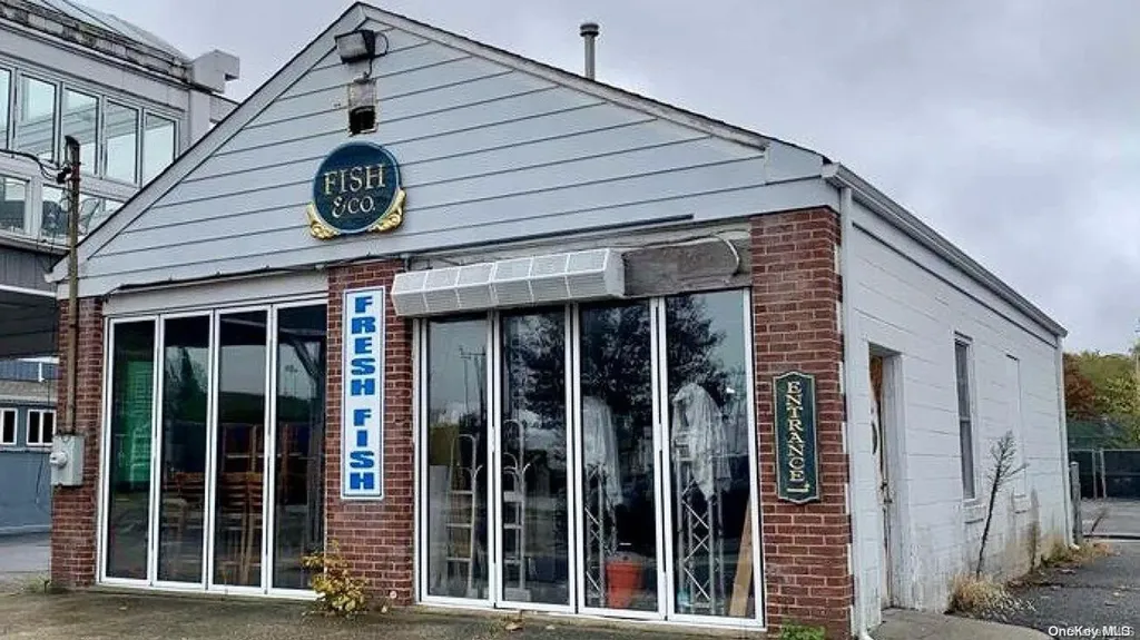 113 W Broadway Port Jefferson NY 11777