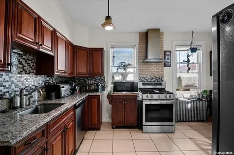 69-20 Almeda Avenue Arverne NY 11692