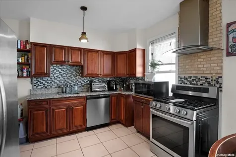 69-20 Almeda Avenue Arverne NY 11692