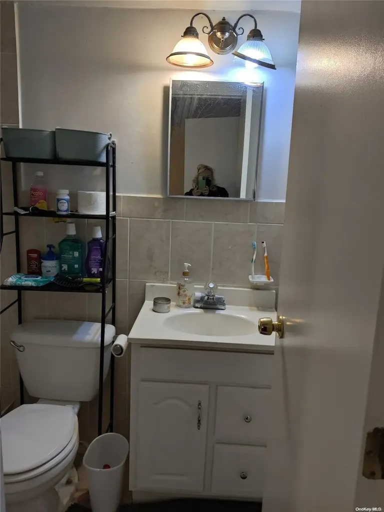 105 Simonson Road Greenvale NY 11548