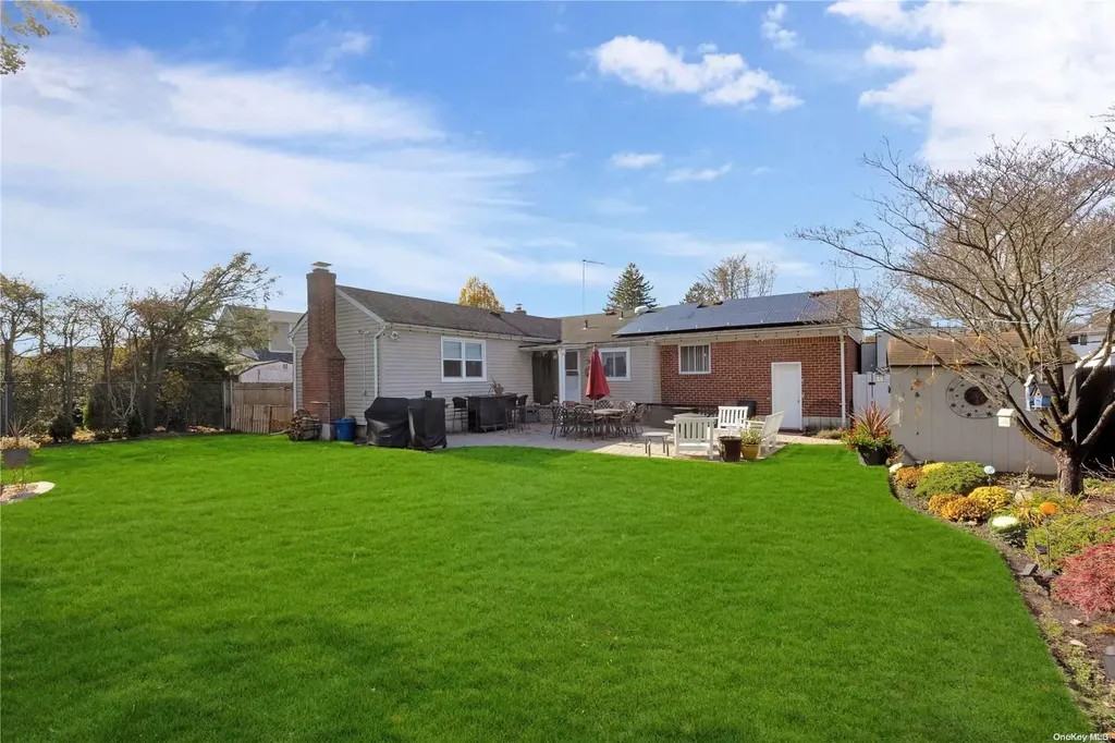 193 Villa Avenue Deer Park NY 11729
