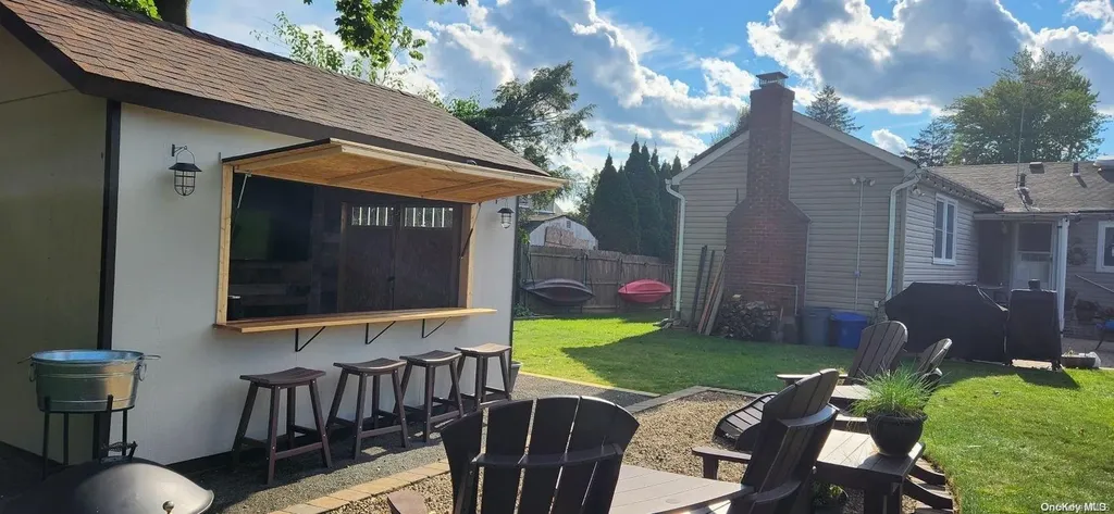 193 Villa Avenue Deer Park NY 11729