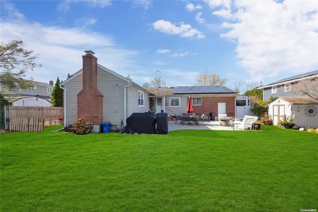 193 Villa Avenue Deer Park NY 11729