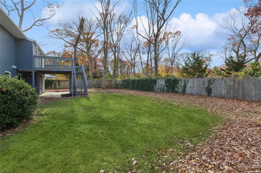 54 Stephen Road Bayport NY 11705