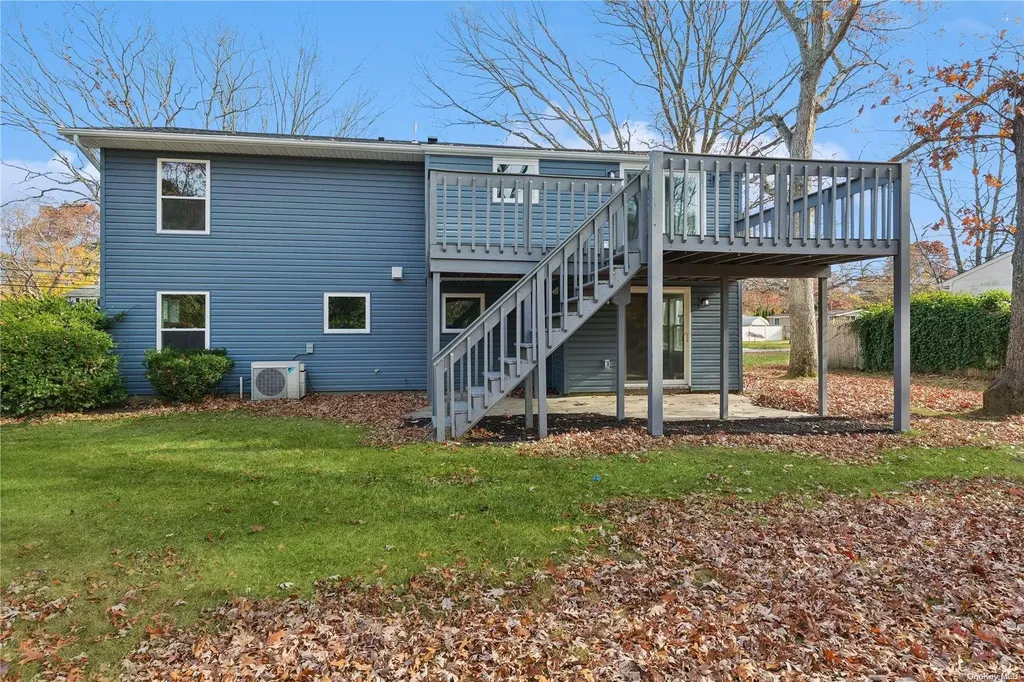 54 Stephen Road Bayport NY 11705