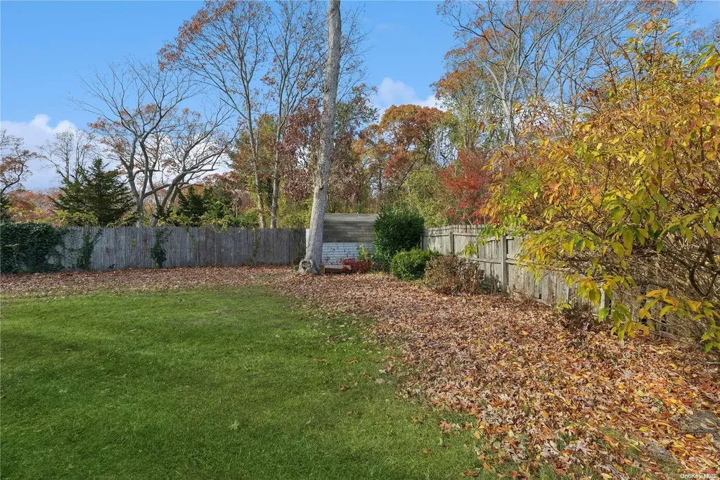 54 Stephen Road Bayport NY 11705
