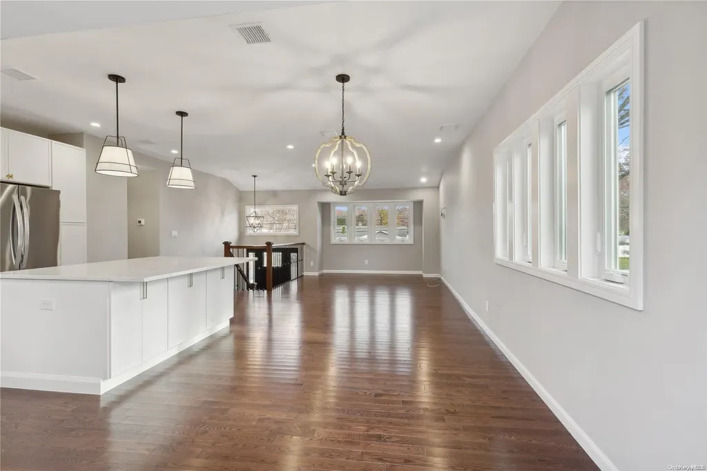 54 Stephen Road Bayport NY 11705