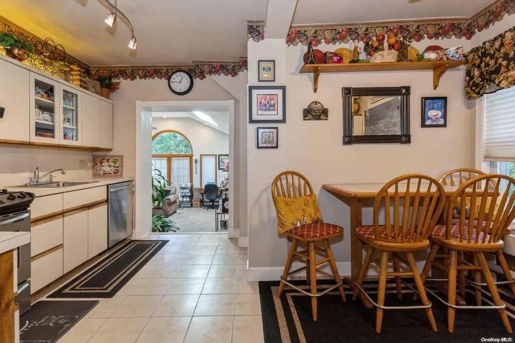 105 Gilmore Boulevard Floral Park NY 11001
