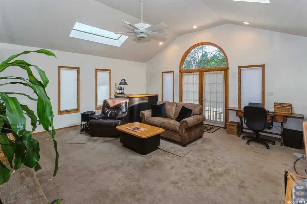 105 Gilmore Boulevard Floral Park NY 11001