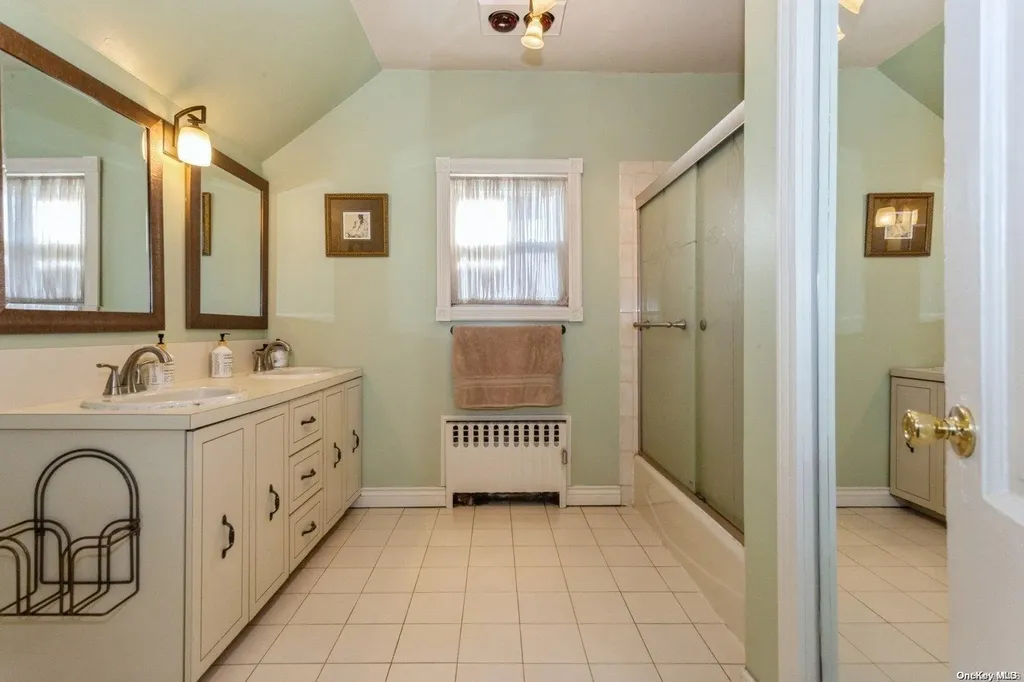 105 Gilmore Boulevard Floral Park NY 11001