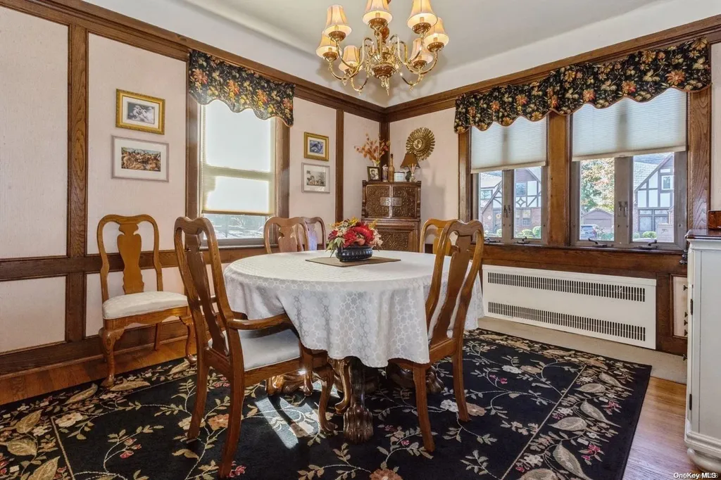 105 Gilmore Boulevard Floral Park NY 11001