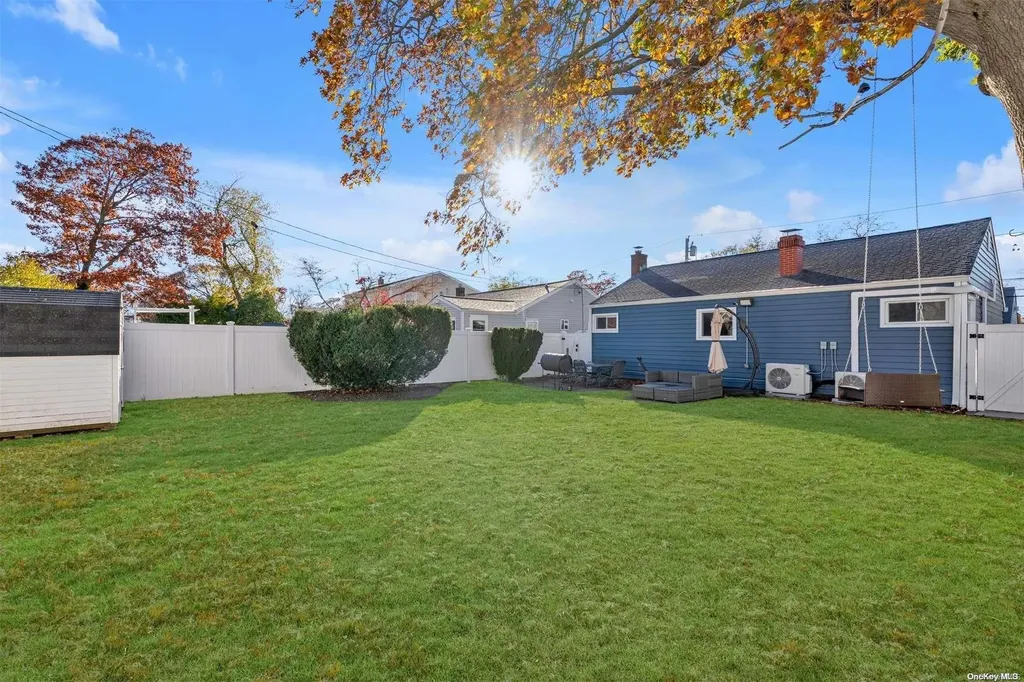128 Green Avenue Hempstead NY 11550