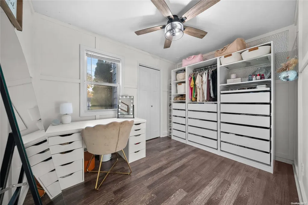 89 Division Avenue Blue Point NY 11715