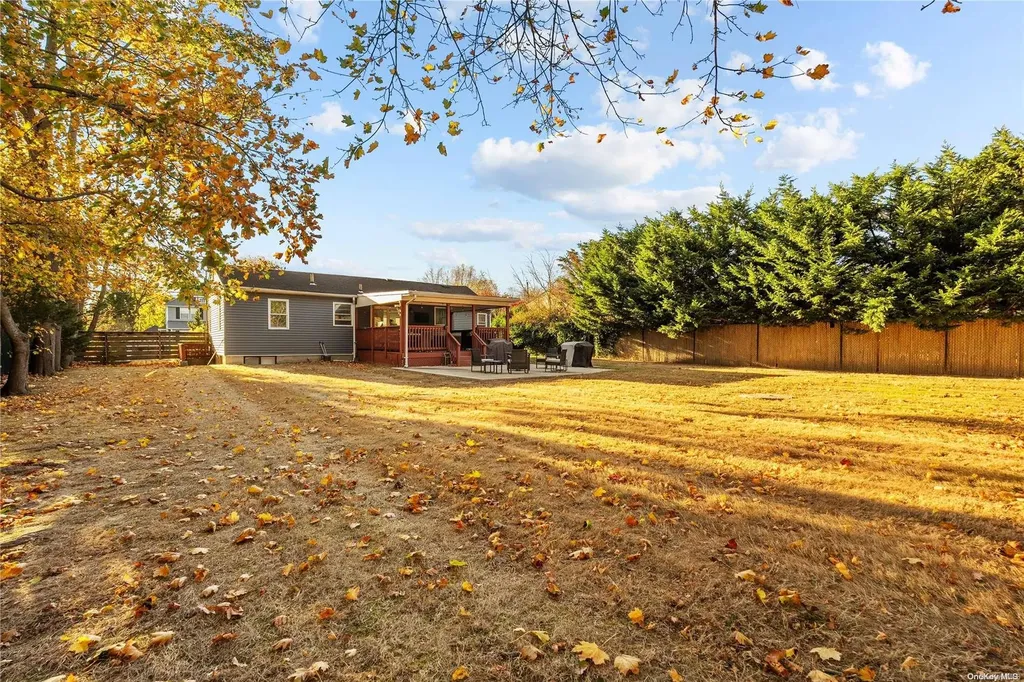89 Division Avenue Blue Point NY 11715
