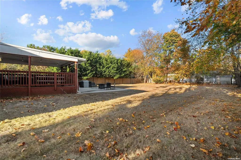 89 Division Avenue Blue Point NY 11715