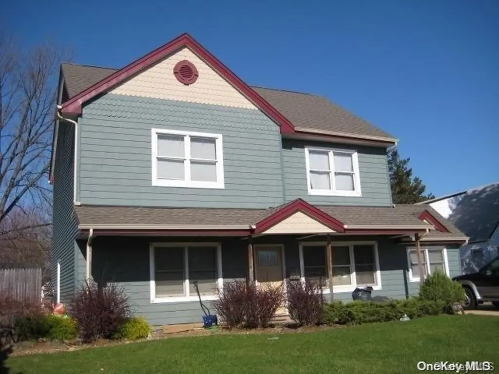 4041 Jean Avenue Bethpage NY 11714