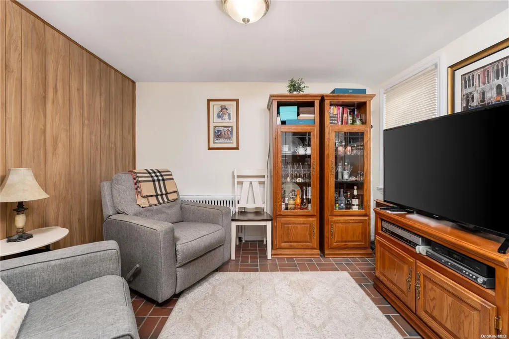 75-77 N Franklin Avenue Valley Stream NY 11580