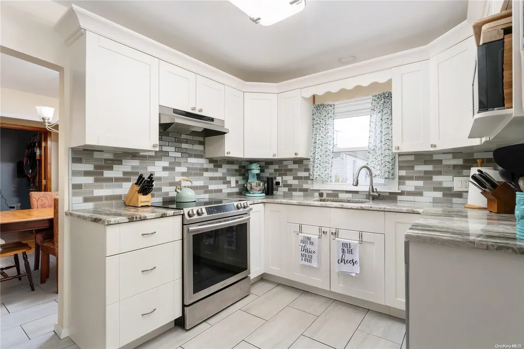 75-77 N Franklin Avenue Valley Stream NY 11580