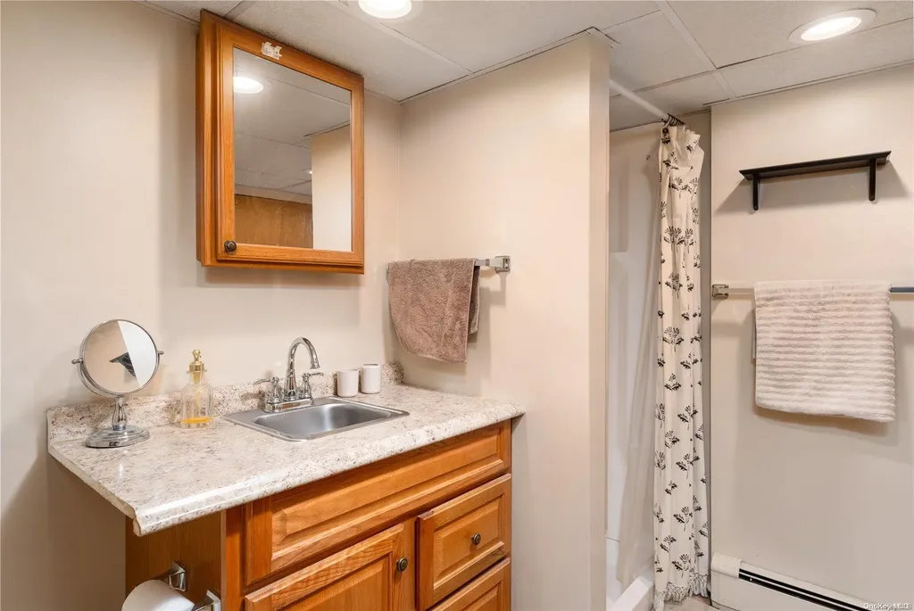 75-77 N Franklin Avenue Valley Stream NY 11580