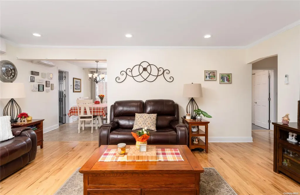 75-77 N Franklin Avenue Valley Stream NY 11580