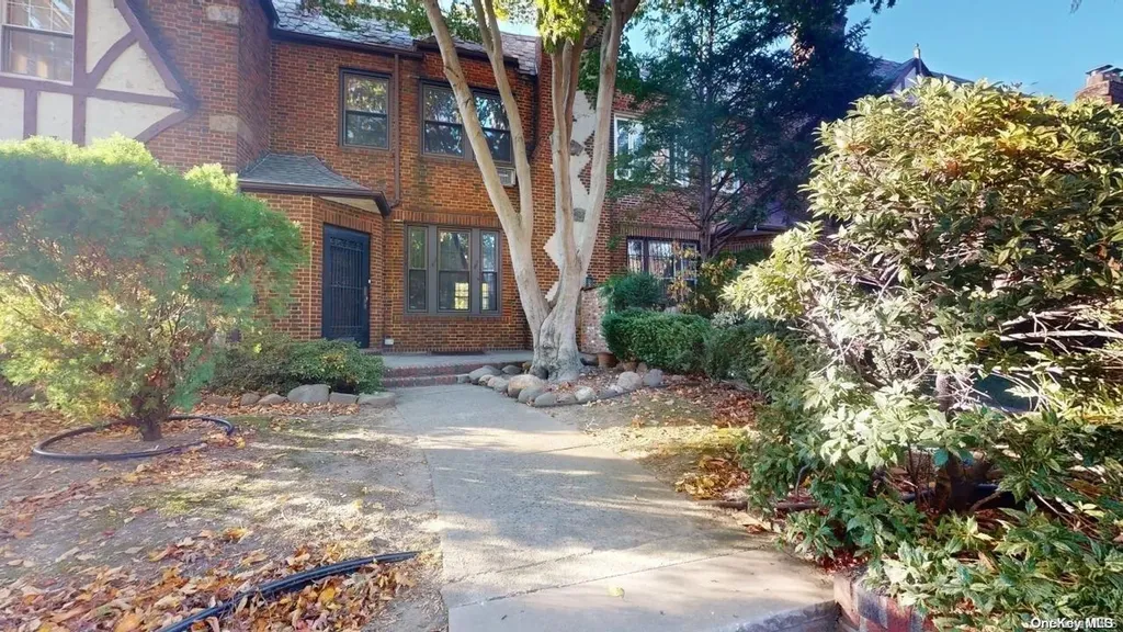 93-03 68th Avenue Forest Hills NY 11375