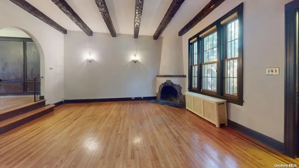 93-03 68th Avenue Forest Hills NY 11375