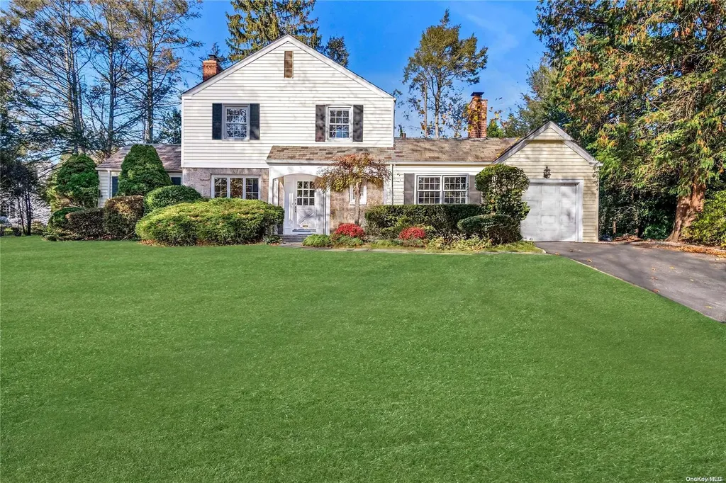 715 Park Avenue Manhasset NY 11030