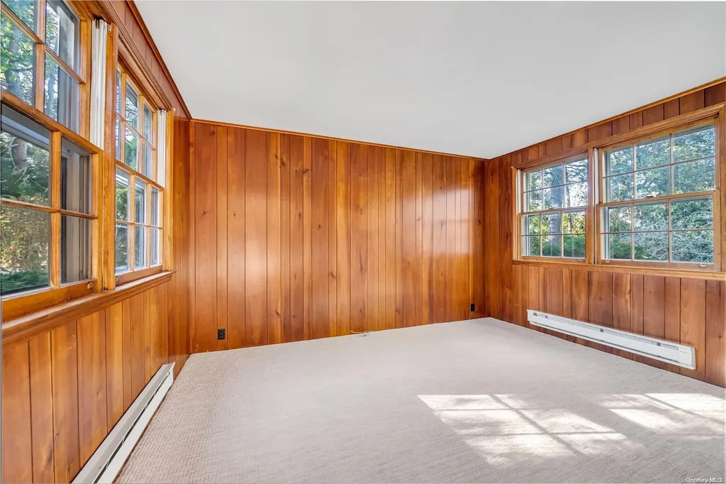 715 Park Avenue Manhasset NY 11030