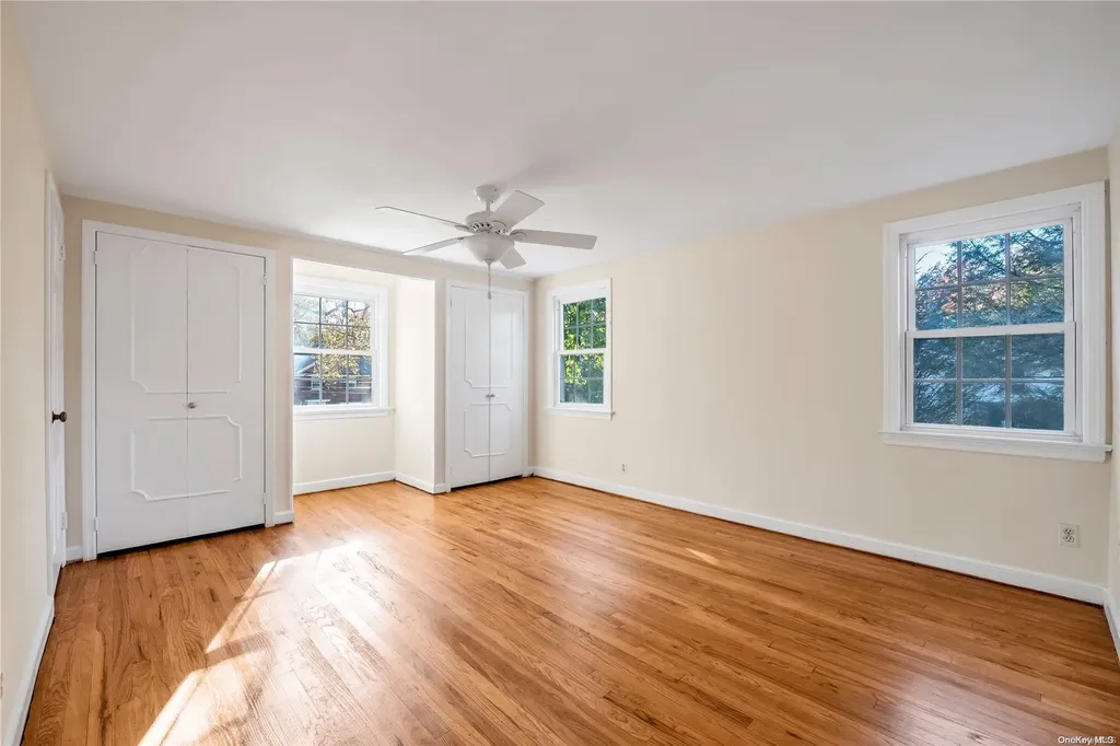 715 Park Avenue Manhasset NY 11030