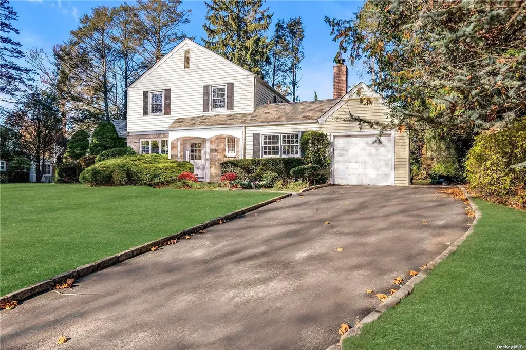 715 Park Avenue Manhasset NY 11030