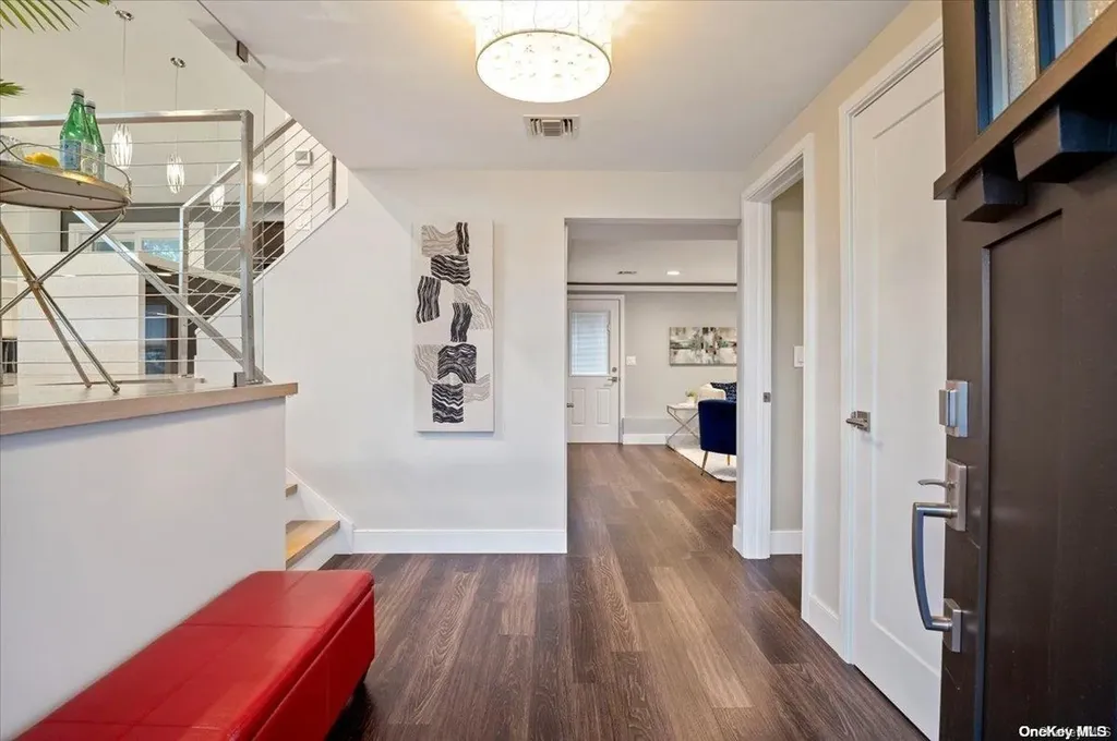 34 Orange Drive Jericho NY 11753