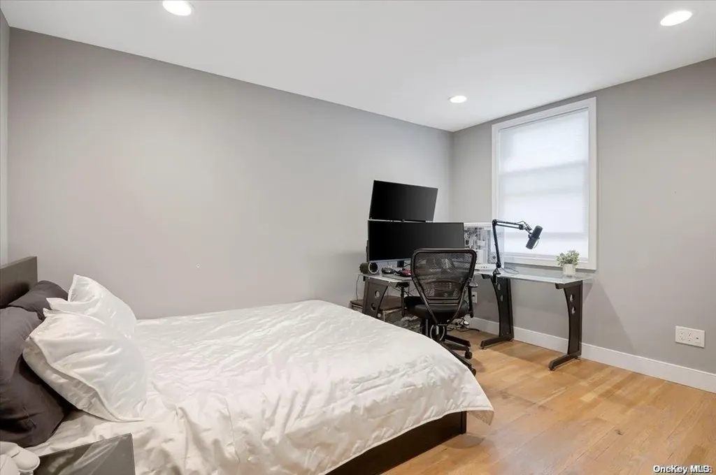 34 Orange Drive Jericho NY 11753