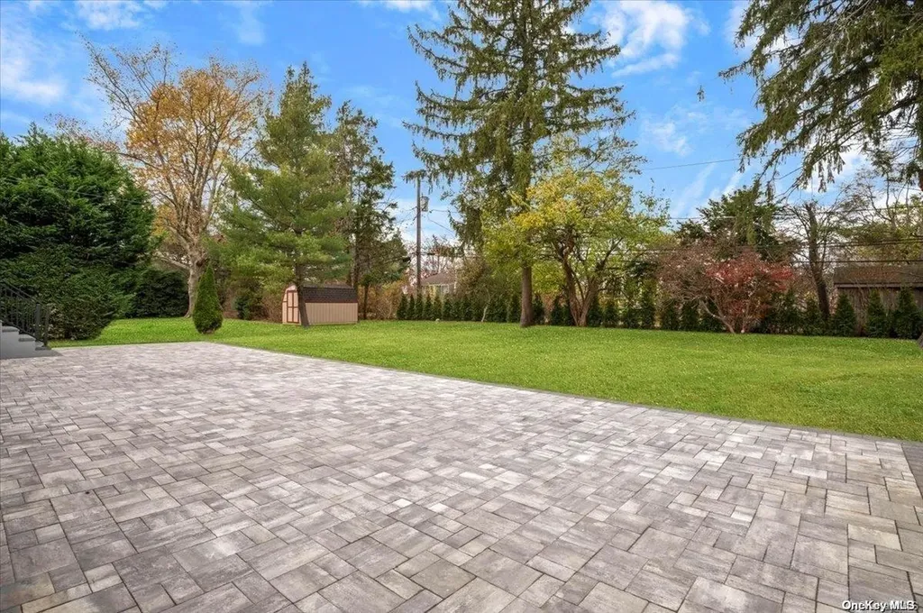 34 Orange Drive Jericho NY 11753