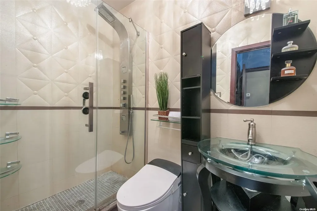 2530 E 17th Street Brooklyn NY 11235