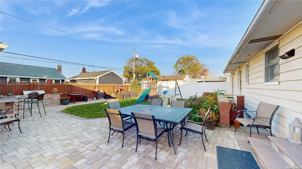 38 Coronet Crescent Bethpage NY 11714