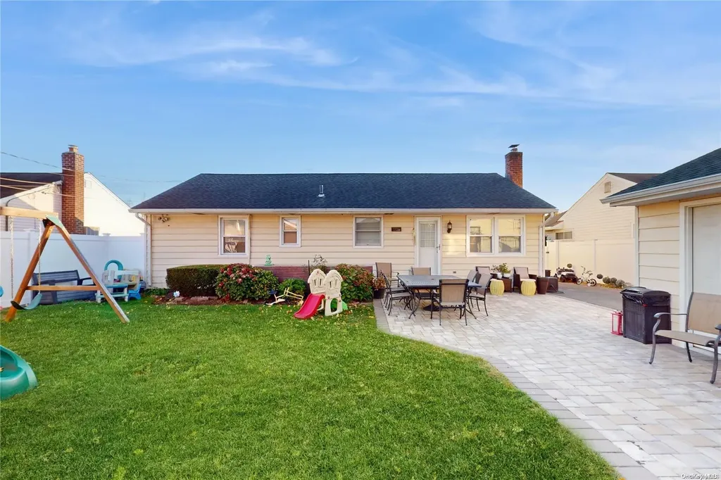 38 Coronet Crescent Bethpage NY 11714