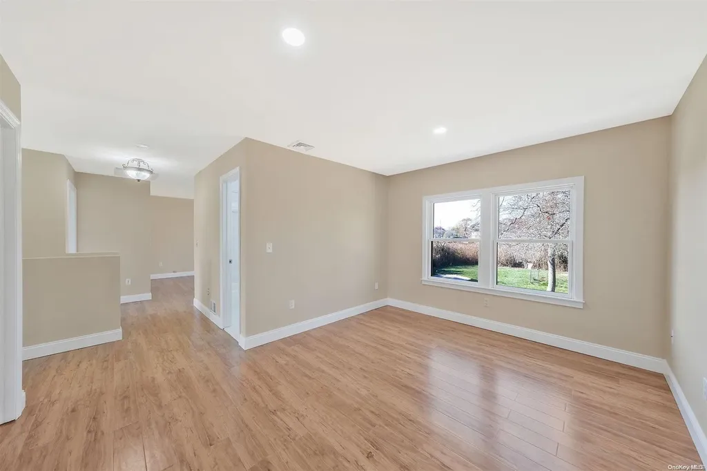 60 Lynbrook Drive Mastic Beach NY 11951
