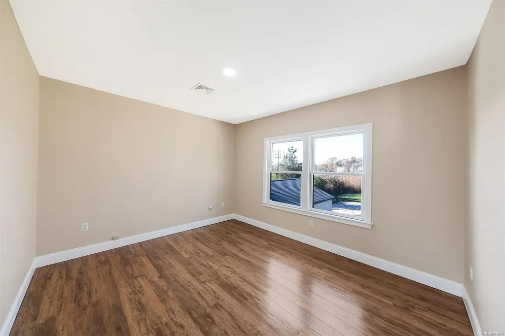 60 Lynbrook Drive Mastic Beach NY 11951