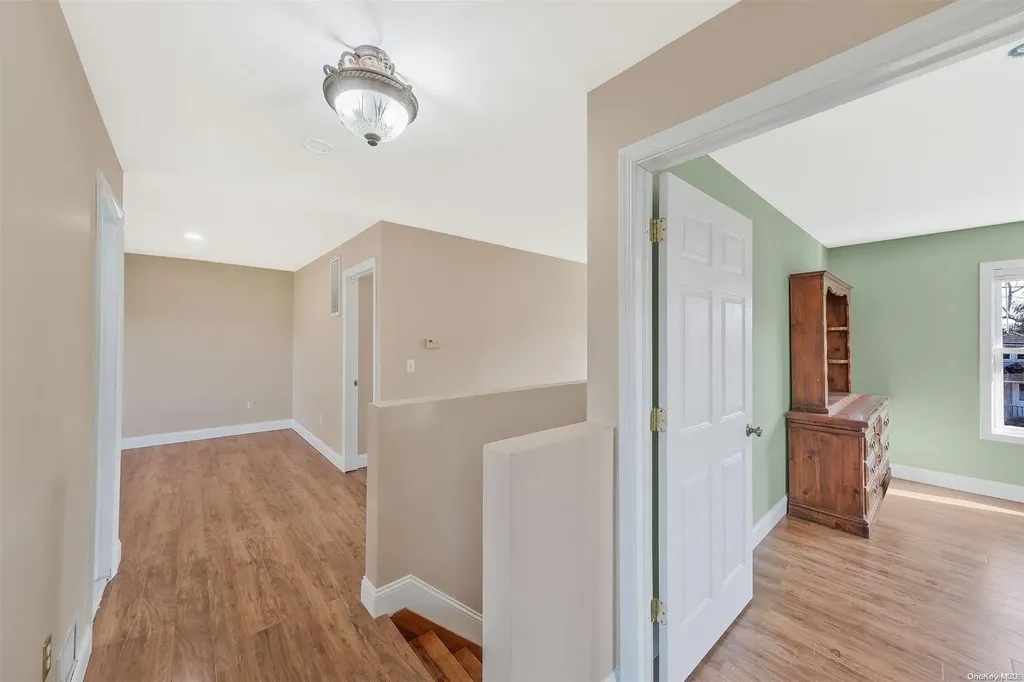 60 Lynbrook Drive Mastic Beach NY 11951